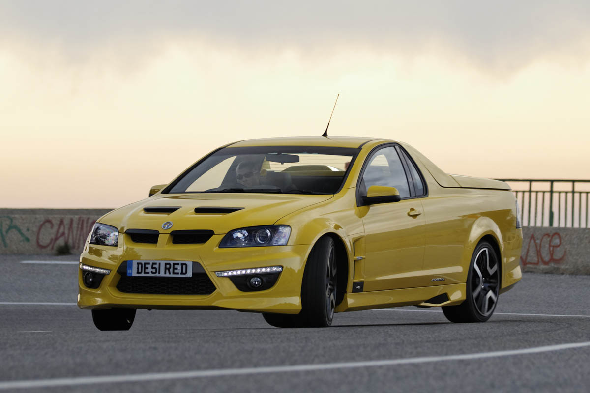 Vauxhall VXR8 Maloo corner