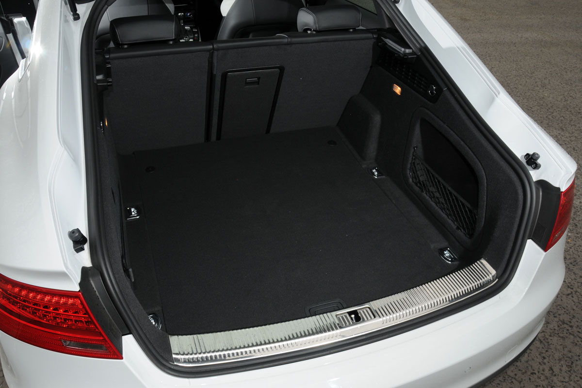 Audi S5 Sportback boot