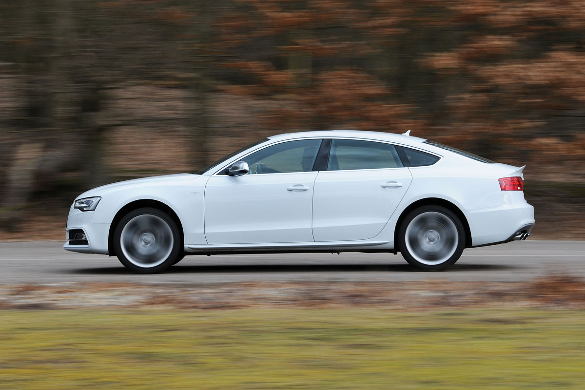 Audi S5 Sportback panning