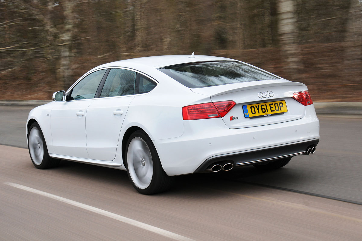 Audi S5 Sportback rear tracking