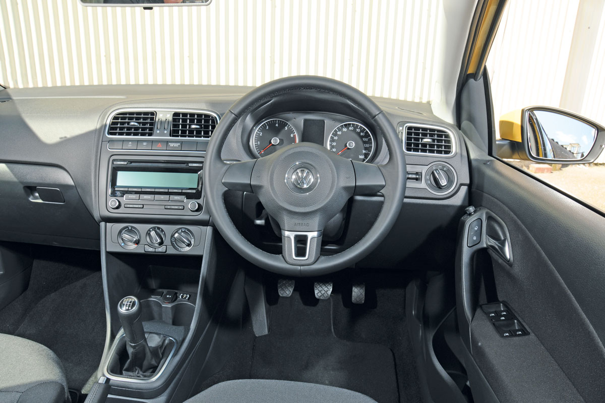 VW Polo dash
