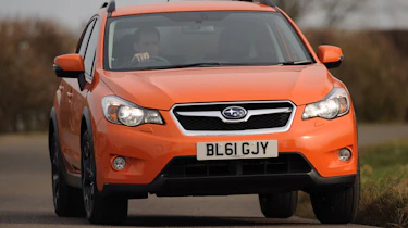 Subaru XV 2.0D SE front cornering