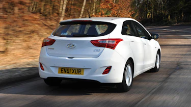 Hyundai i30 rear track