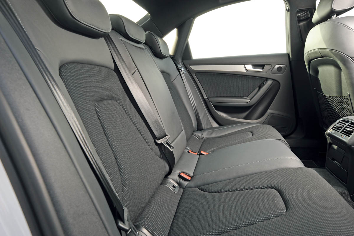 Audi A4 2.0 TDI S line rear seats