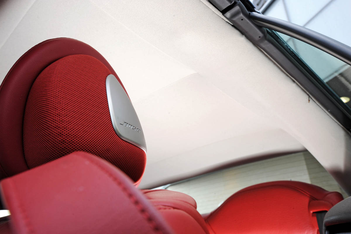 Infiniti G37 speaker