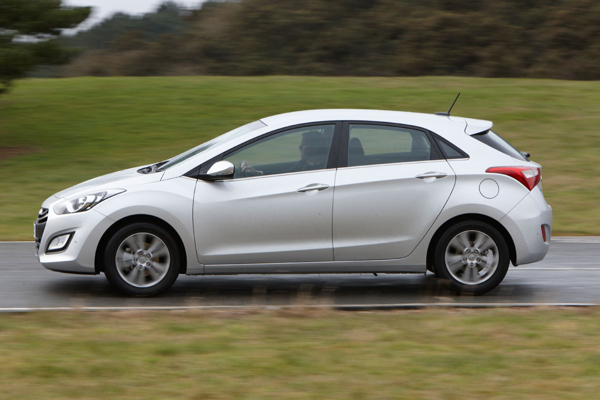Hyundai i30 panning