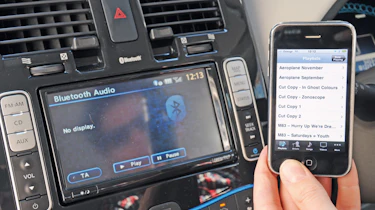 Nissan Leaf music streaming