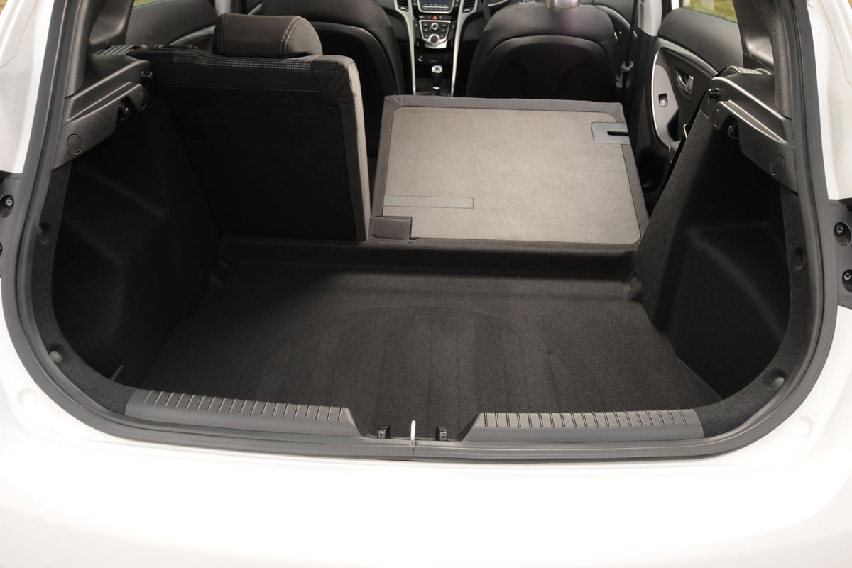 Hyundai i30 1.6 CRDi Blue Drive boot