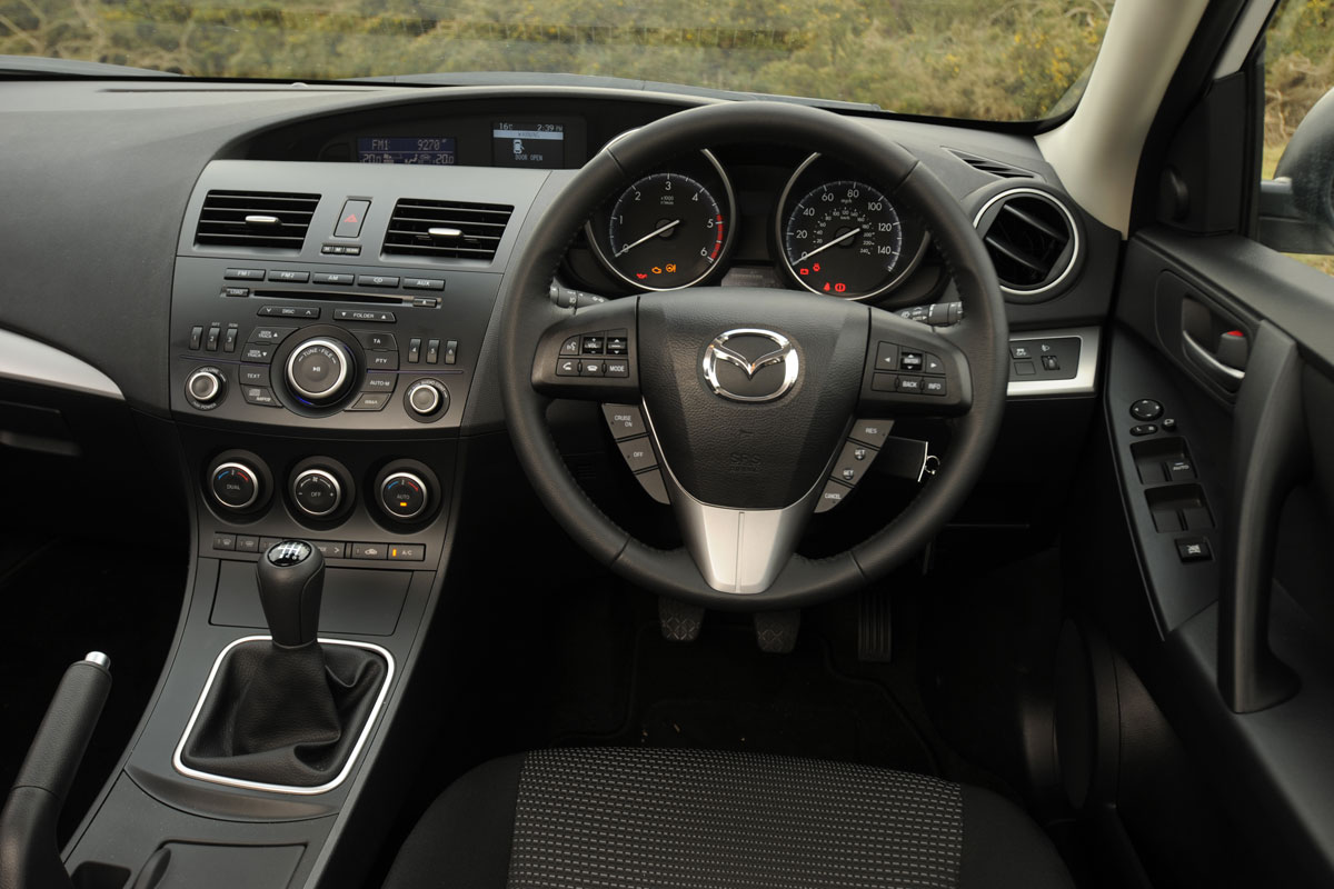 Mazda 3 1.6D TS2 interior