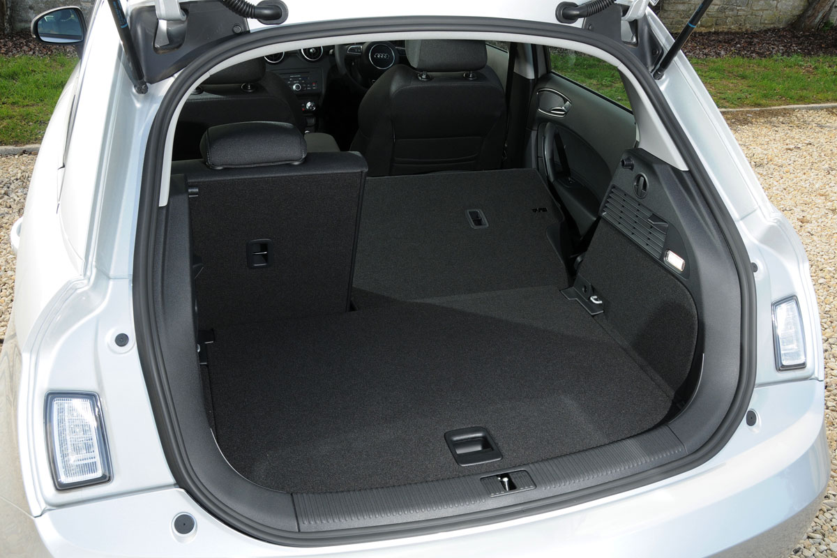 Audi A1 Sportback boot