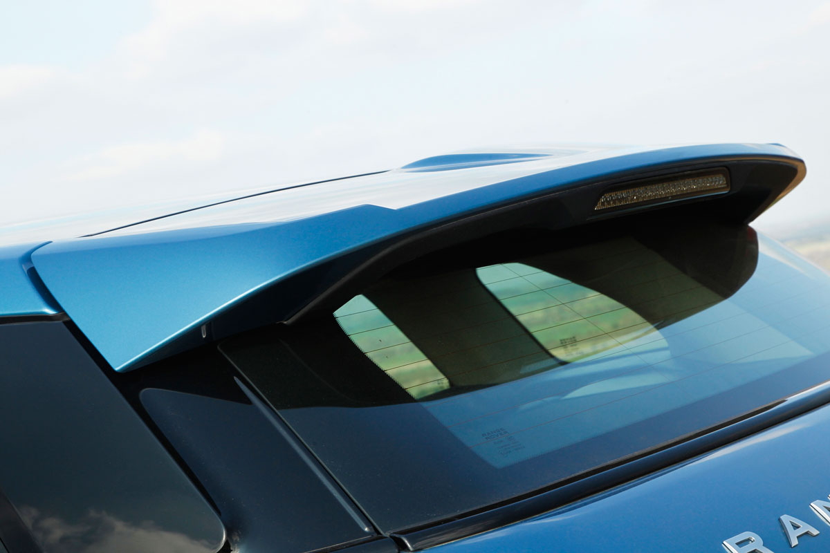 Range Rover Evoque 2WD spoiler