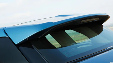 Range Rover Evoque 2WD spoiler