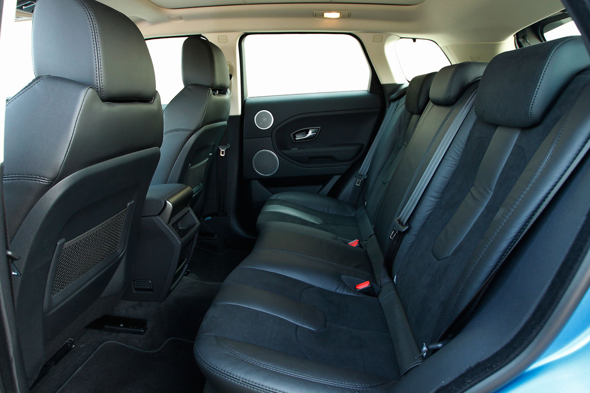 Range Rover Evoque 2WD rear seats