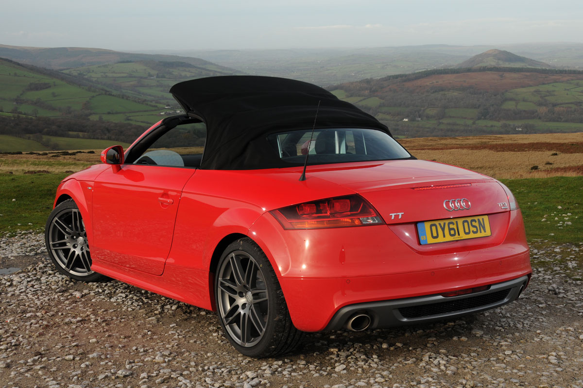 Audi TT Roadster roof