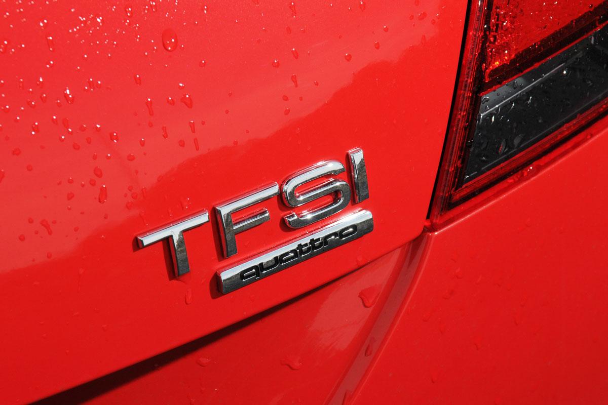 Audi TT Roadster badge
