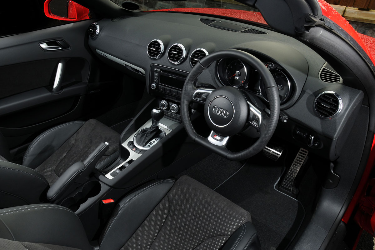 Audi TT Roadster interior
