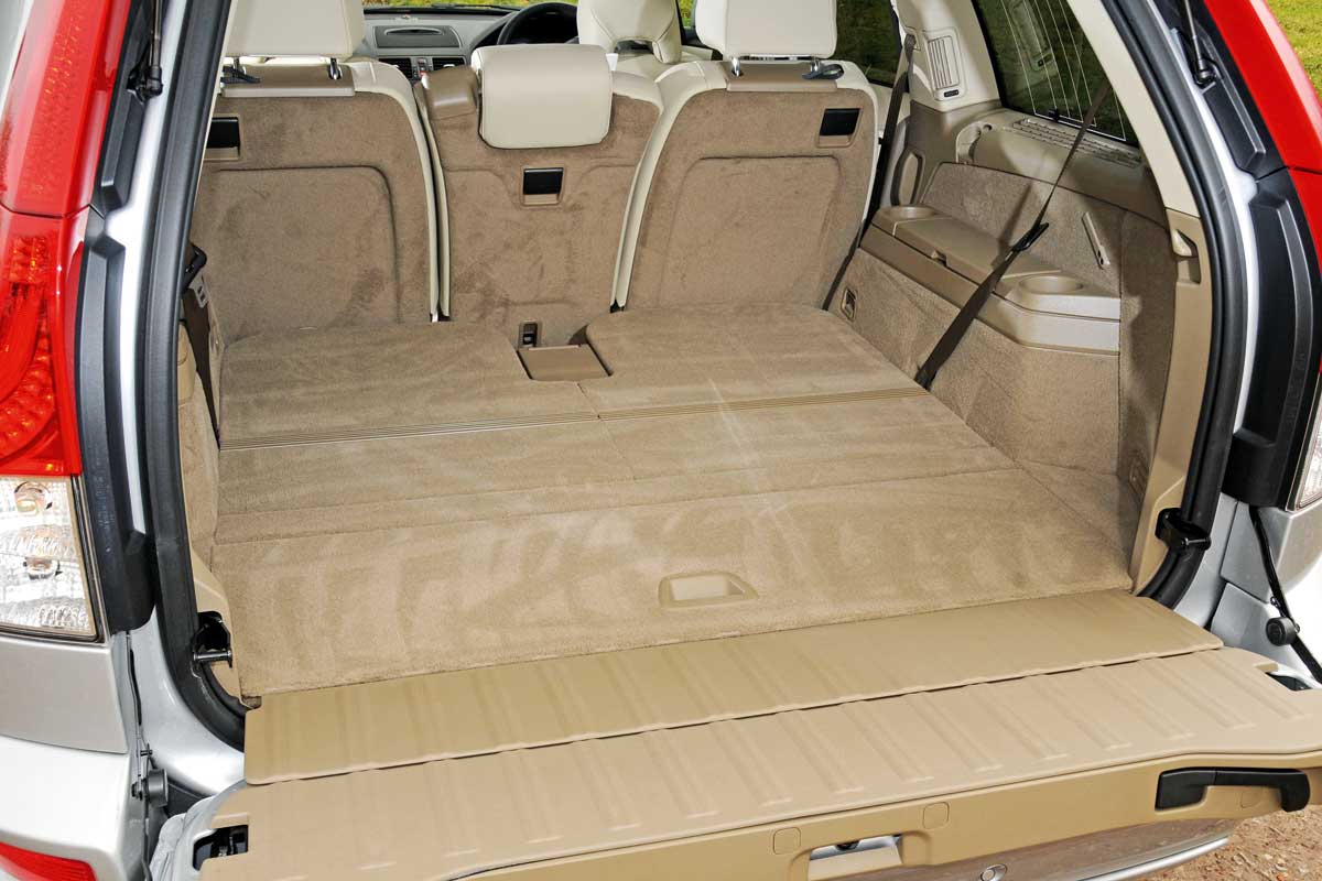 Volvo XC90 boot