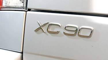 Volvo XC90 badge