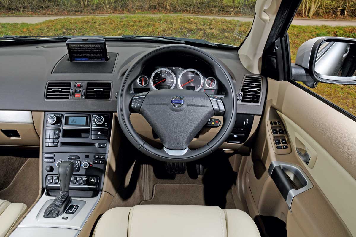 Volvo XC90 interior