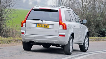 Volvo XC90 rear cornering