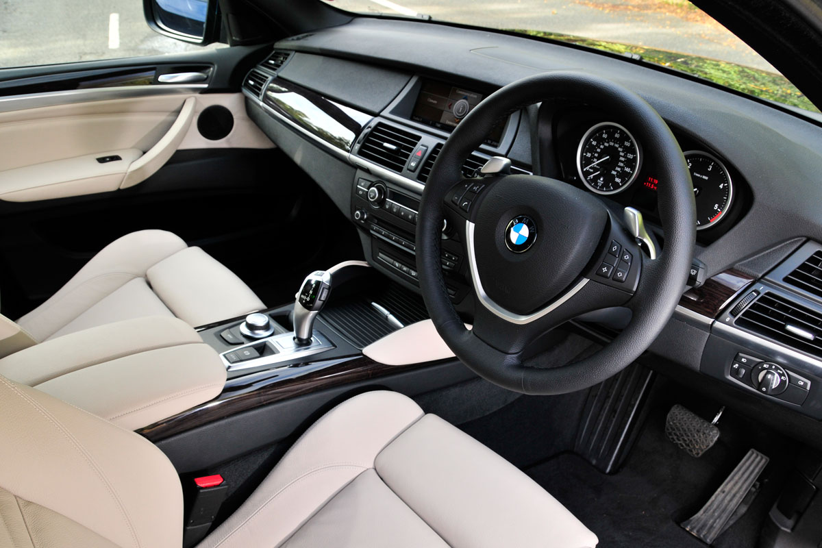 BMW X6 interior