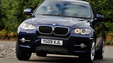 BMW X6 front cornering