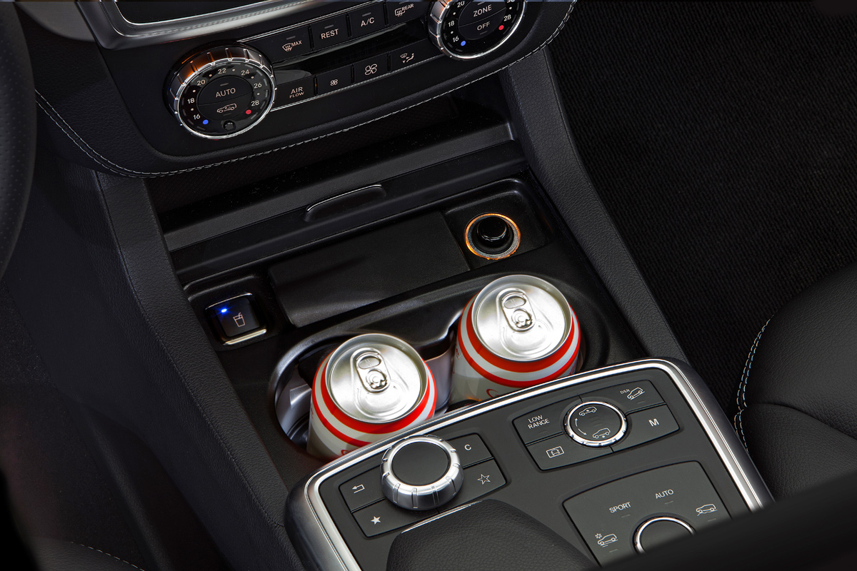 Mercedes M-Class centre console