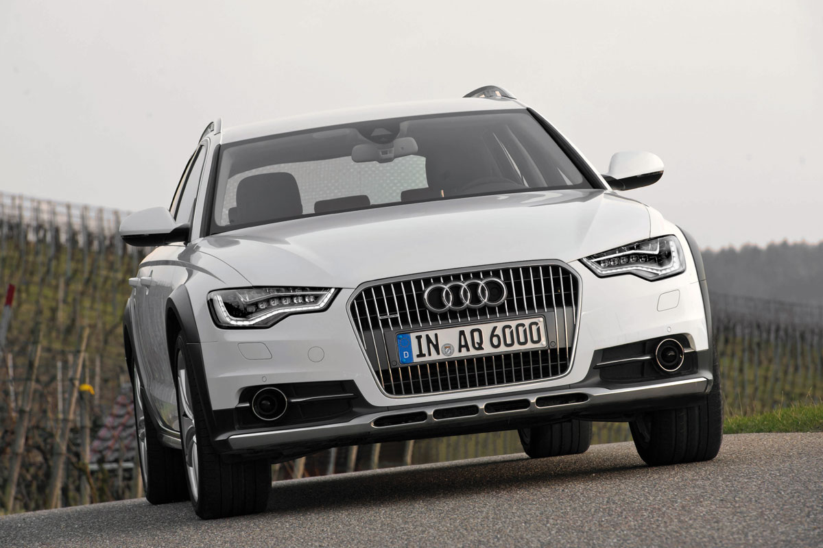 Audi A6 Allroad front three-quarters