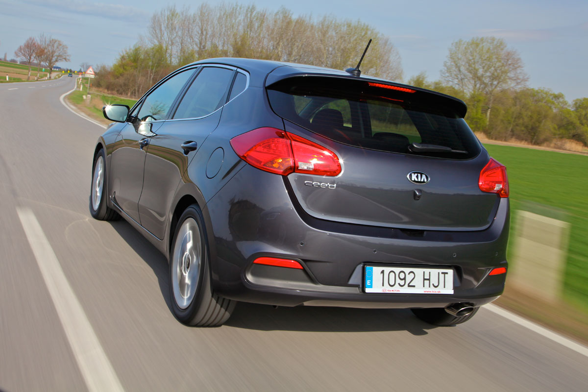 Kia Cee’d rear tracking