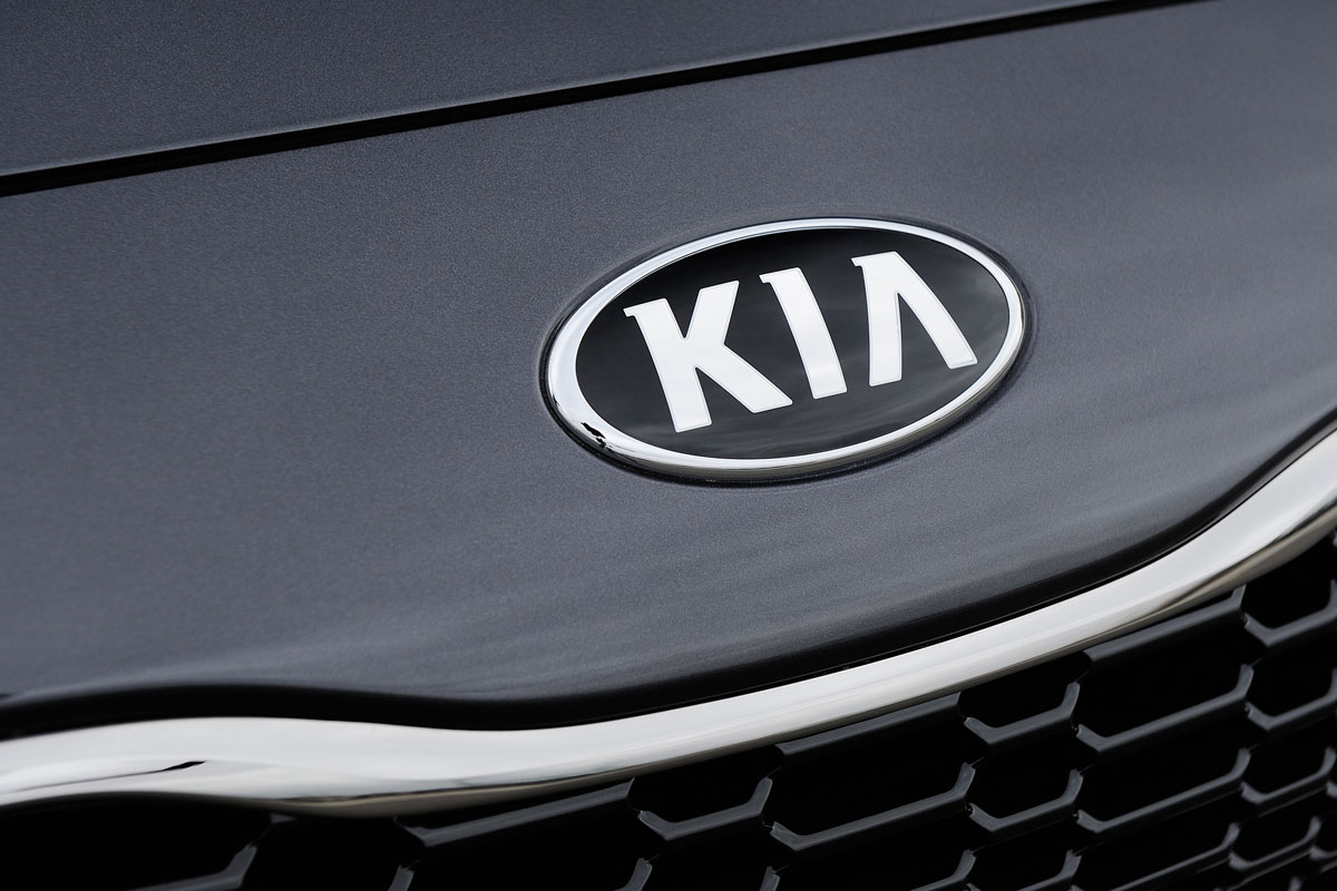 Kia Cee’d badge