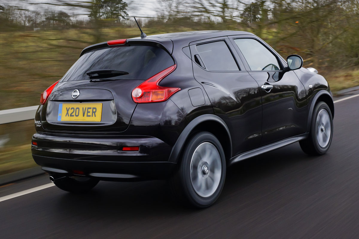 Nissan Juke Shiro rear tracking