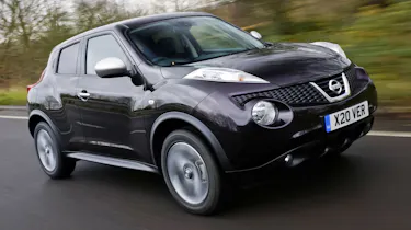 Nissan Juke Shiro front tracking