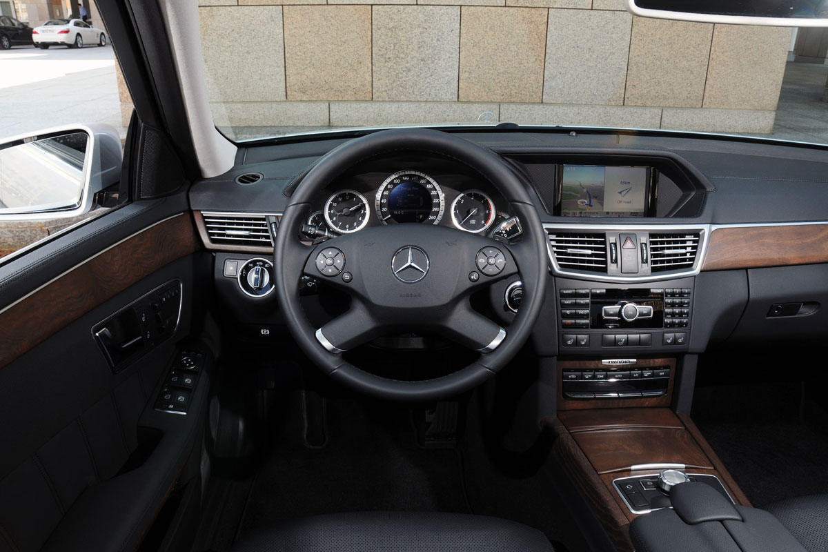 Mercedes E300 BlueTEC Hybrid interior