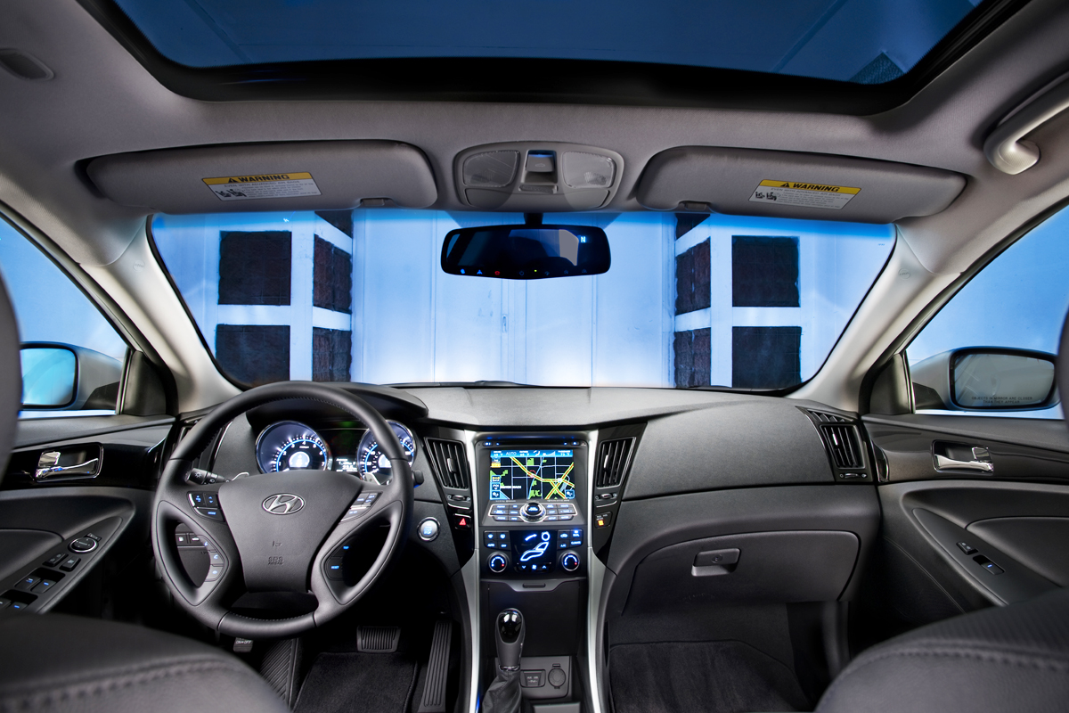Hyundai Sonata Hybrid interior