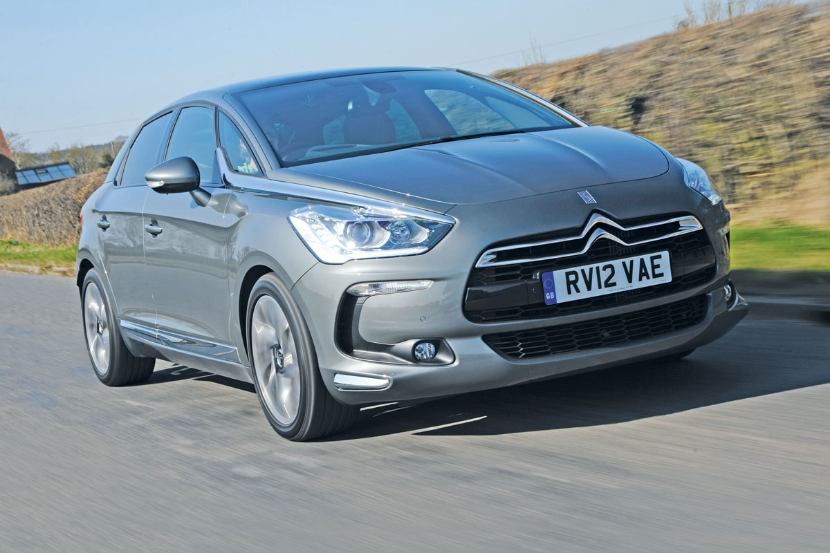 Citroen DS5 front tracking