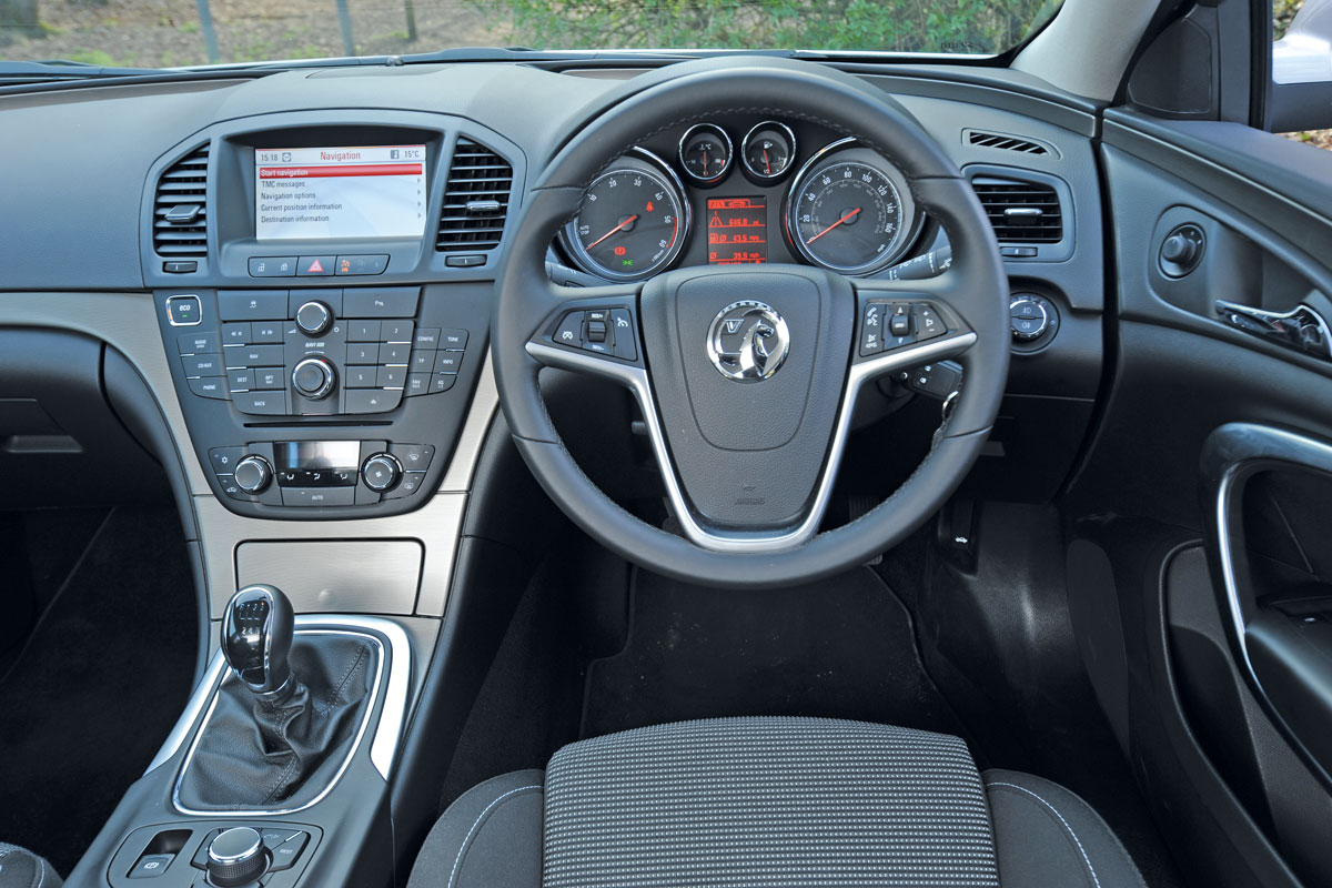 Vauxhall Insignia 2.0 CDTI ecoFLEX interior