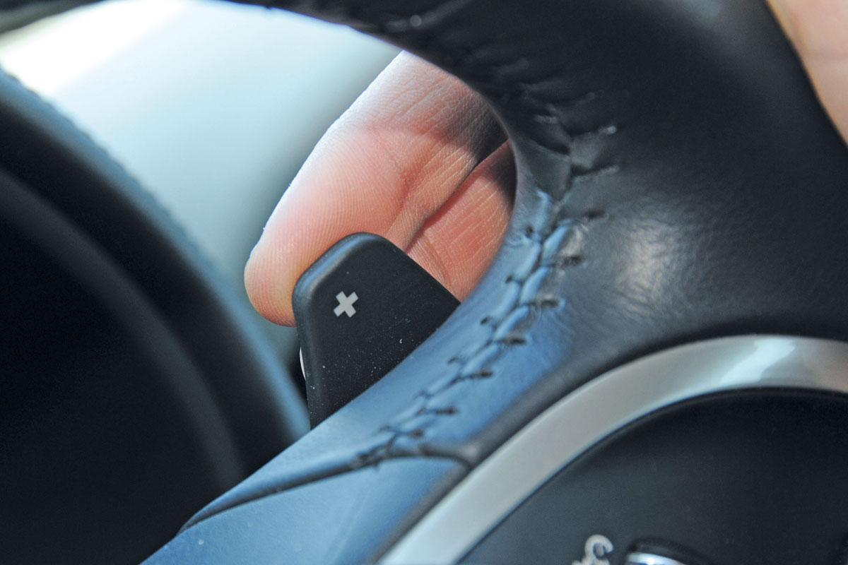 Jaguar XF paddles