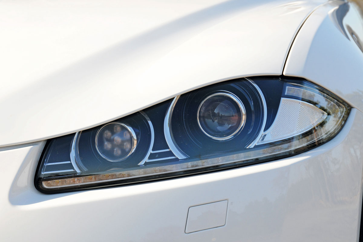 Jaguar XF light