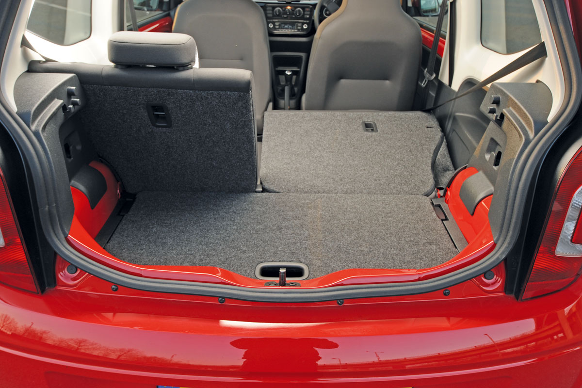 Volkswagen Move up! boot