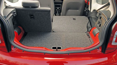 Volkswagen Move up! boot