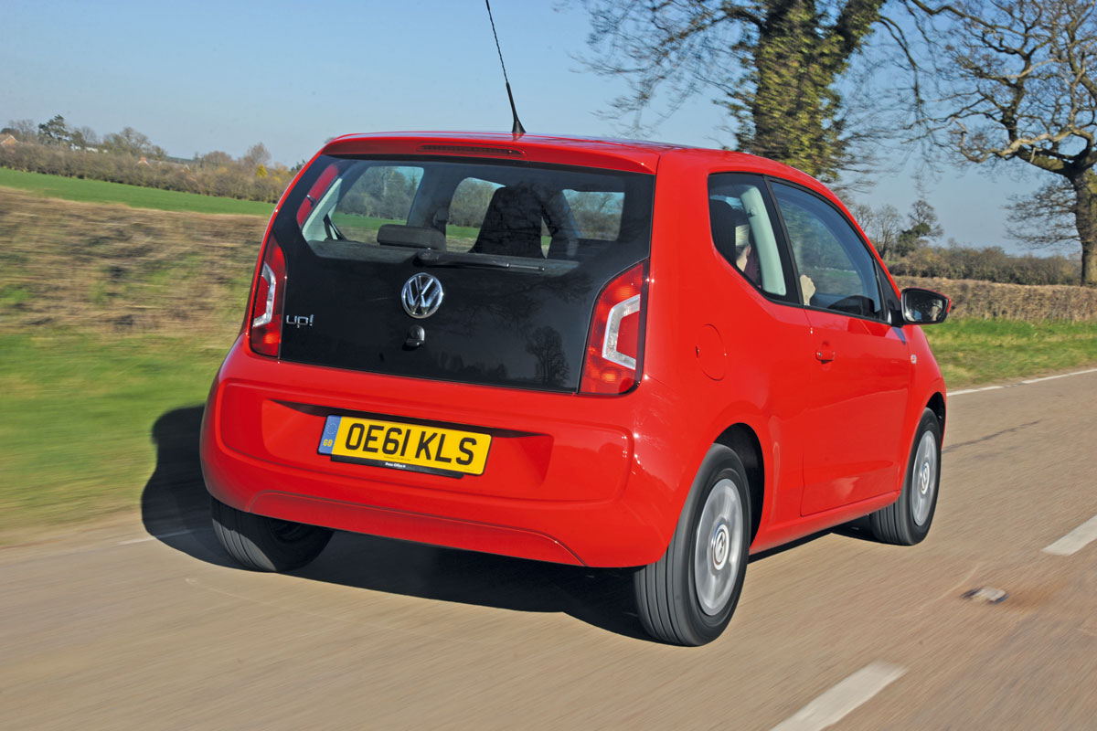 Volkswagen Move up! rear tracking