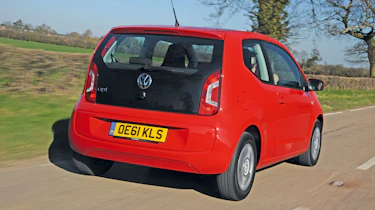 Volkswagen Move up! rear tracking