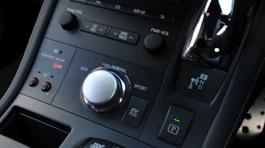 Lexus CT 200h detail