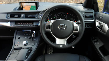 Lexus CT 200h interior
