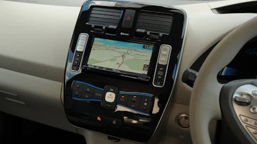 Nissan Leaf centre console