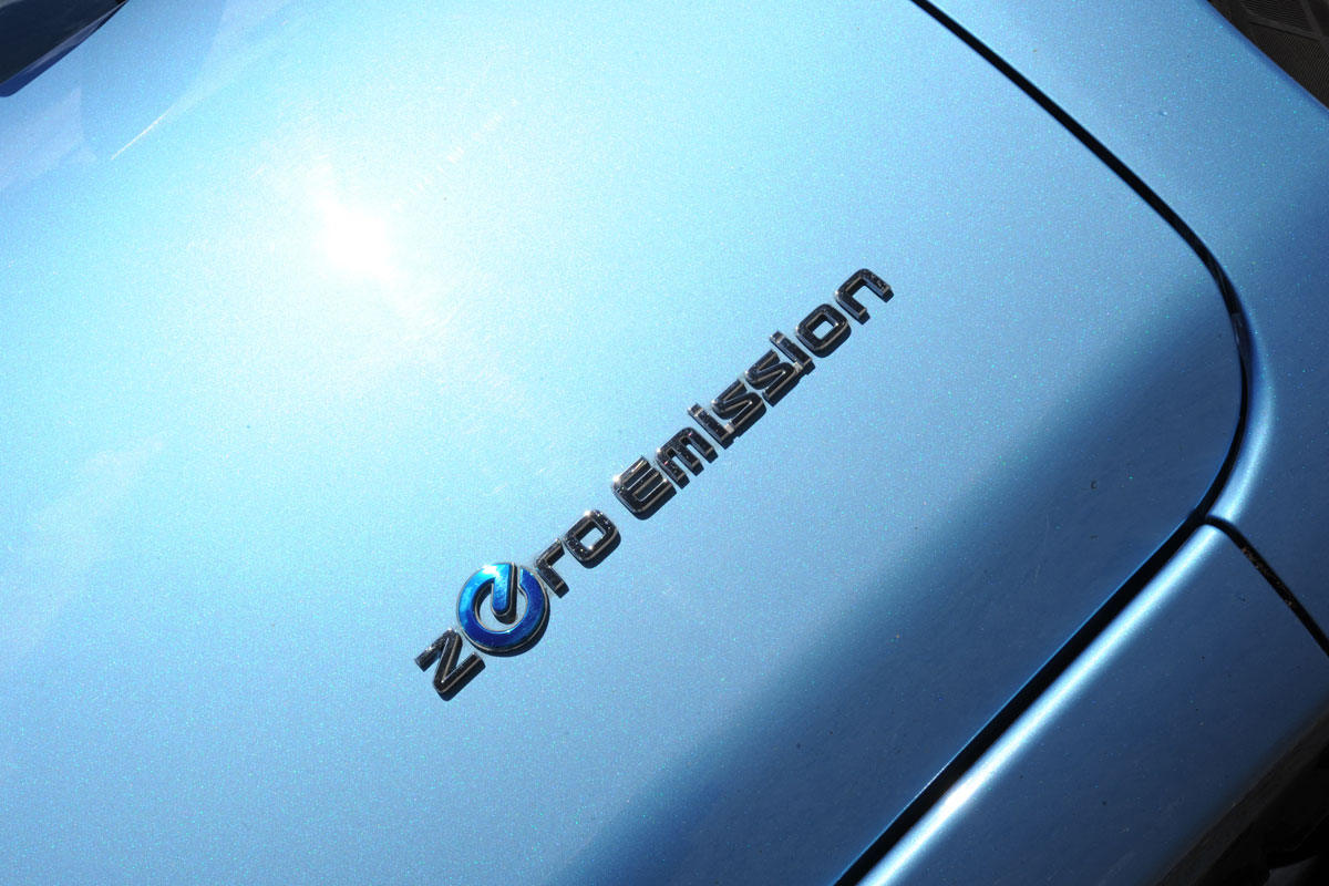 Nissan Leaf badge