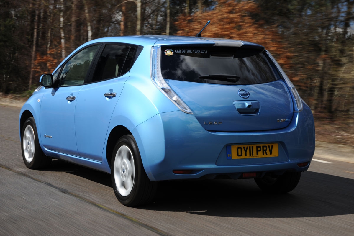 Nissan Leaf rear tracking