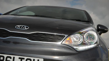 Kia Rio grille