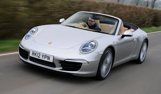 Porsche 911 Cabriolet front tracking