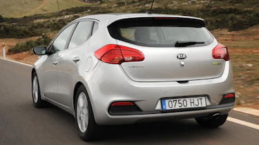 Kia Cee'd rear tracking